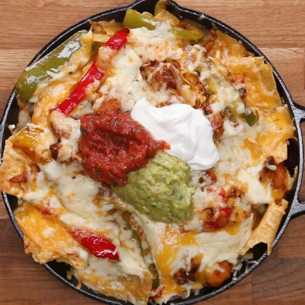 Chicken Fajita Nachos Supreme