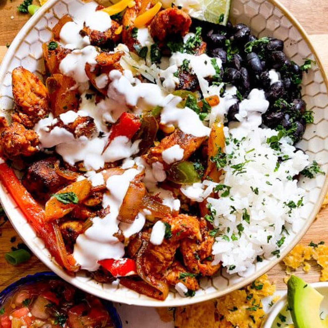 Chicken Fajitas With Lime, Garlic And Bell Peppers