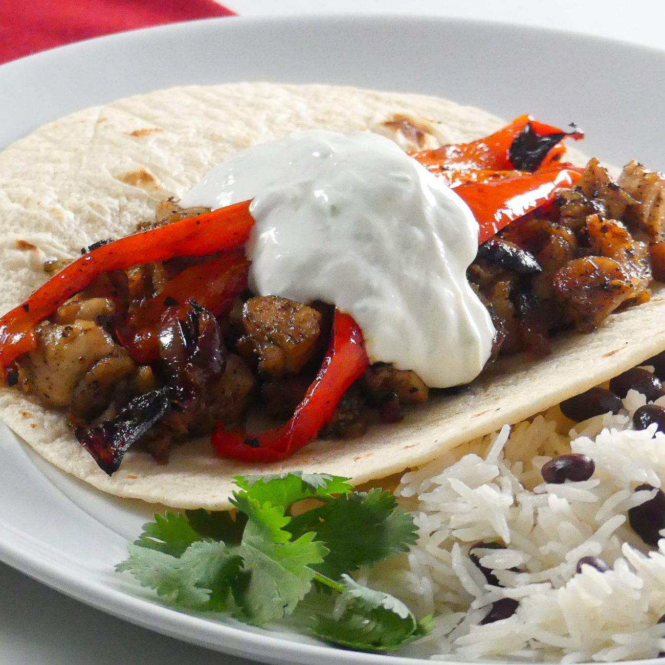 Chicken Fajitas With Lime, Garlic And Bell Peppers