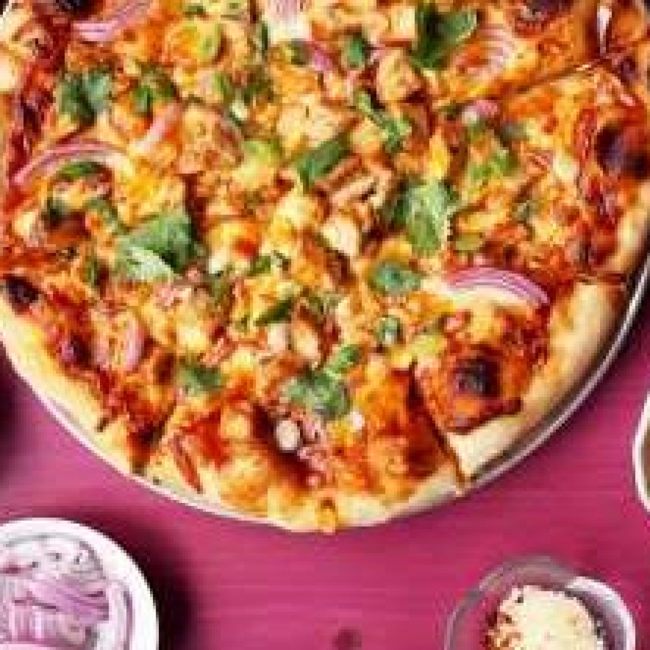 Chicken Pizza With Caramelized Red