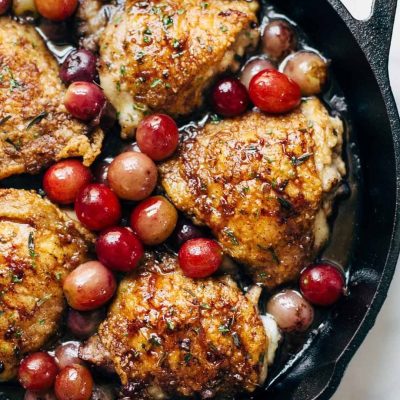 Chicken With Grapes, Lemon And Cream