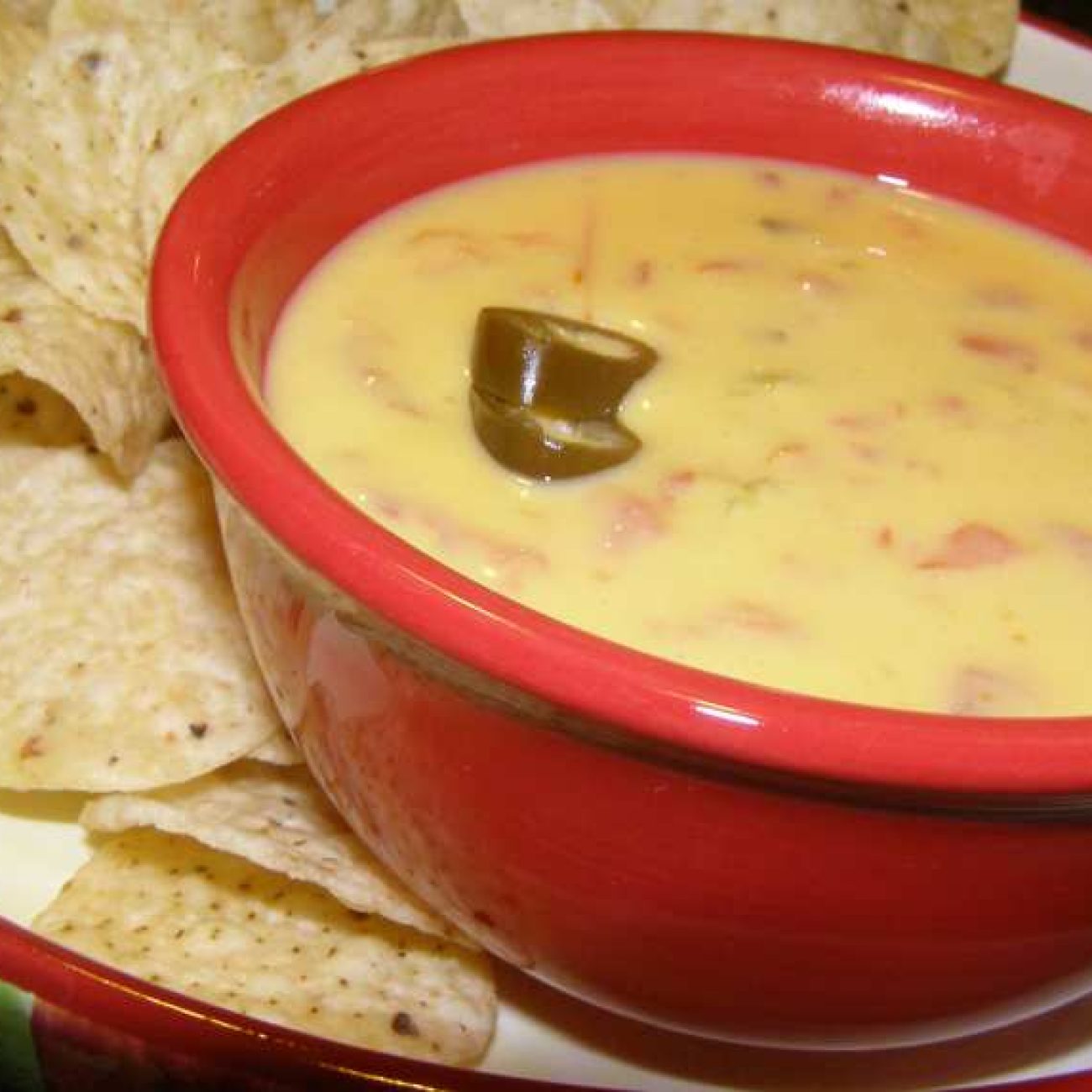 Chile Con Queso Chile-Cheese Dip