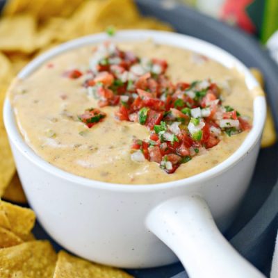 Chile Con Queso Dip