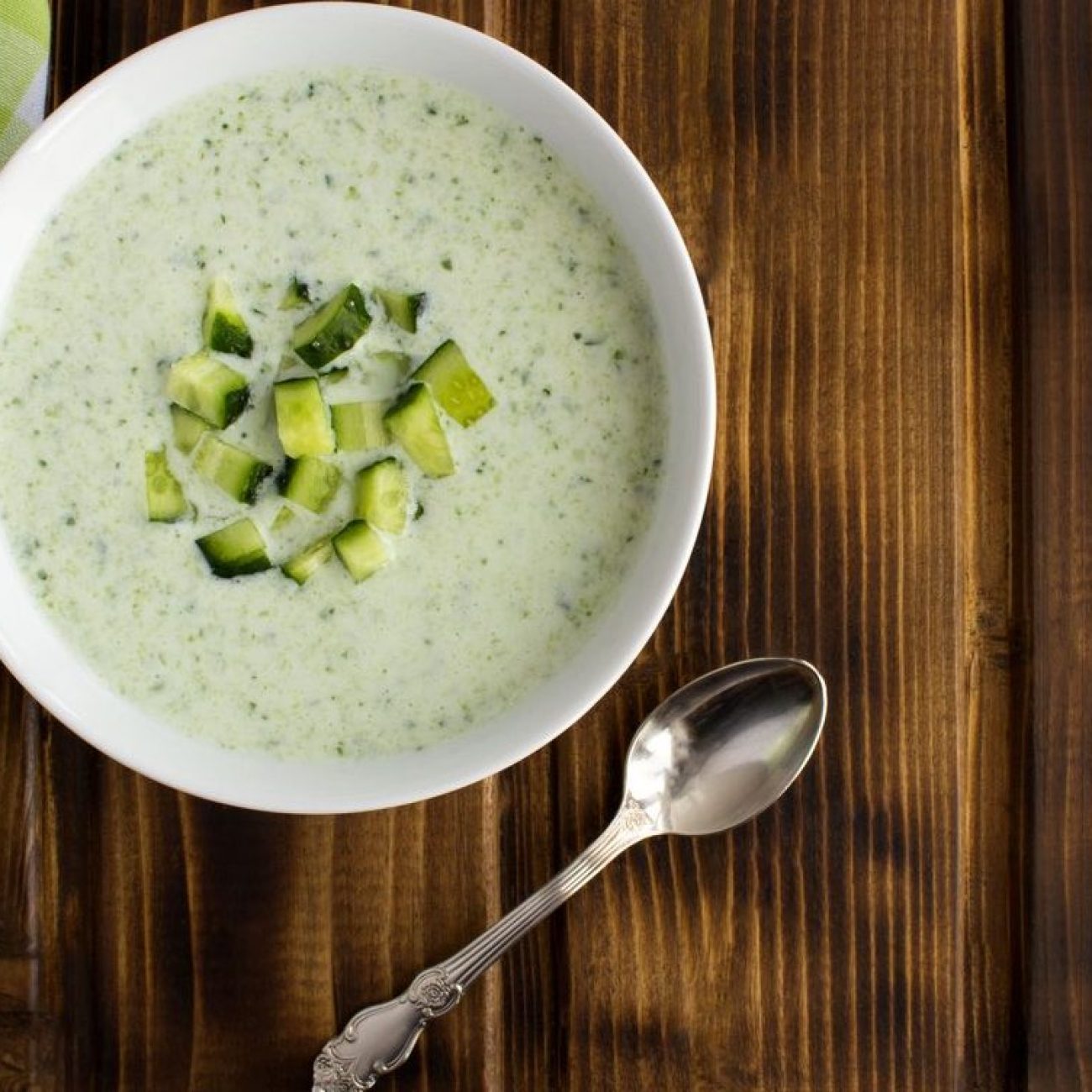 Chilled Cucumber & Yoghurt Soup