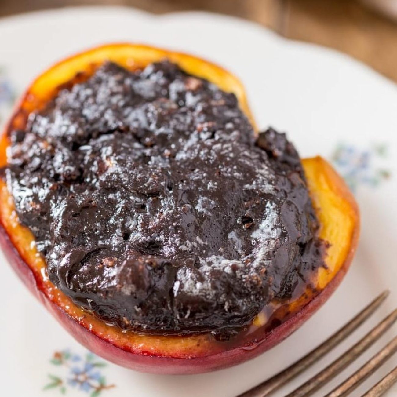 Chocolate Amaretti Peaches