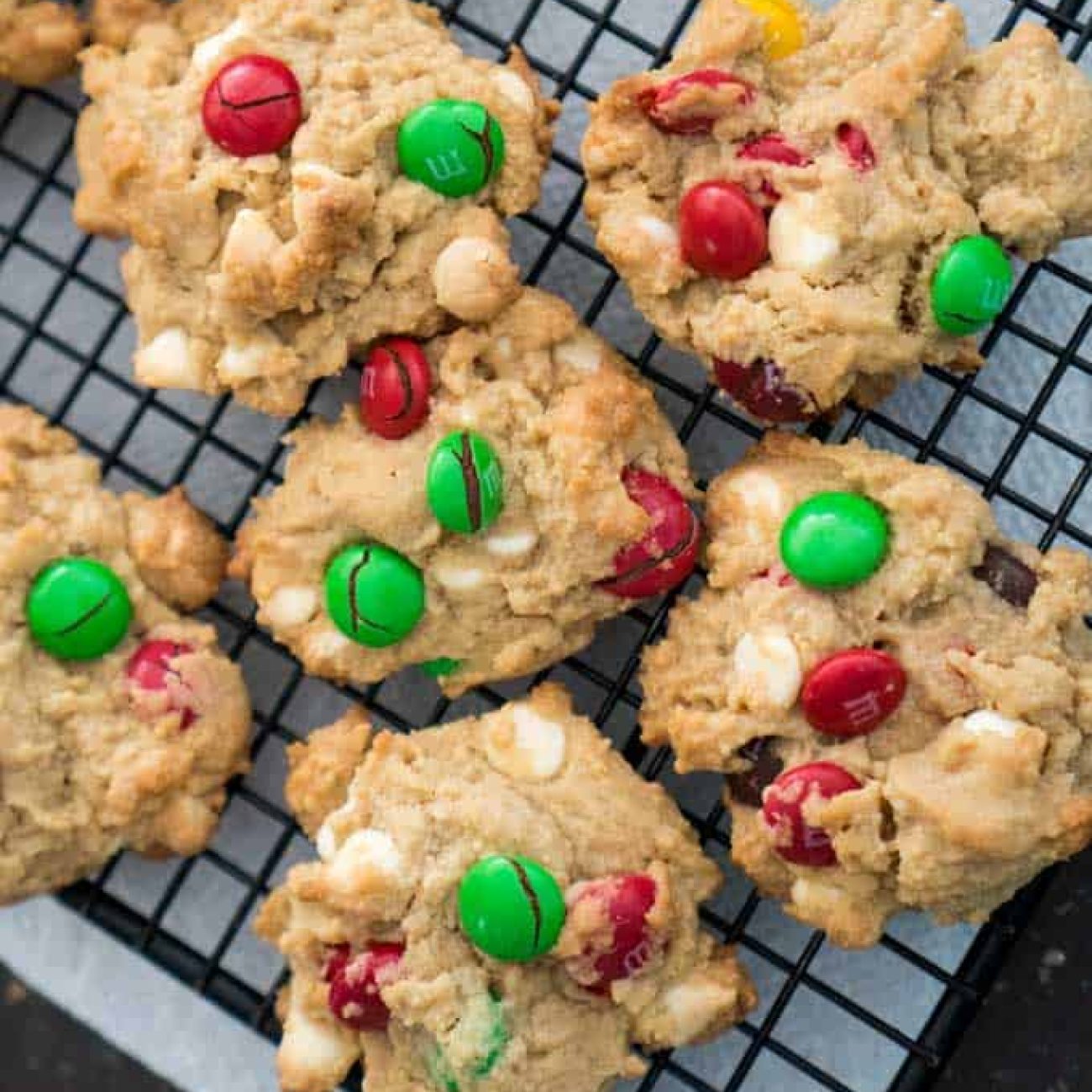 Chocolate Chip Or M & M Oatmeal Cookies