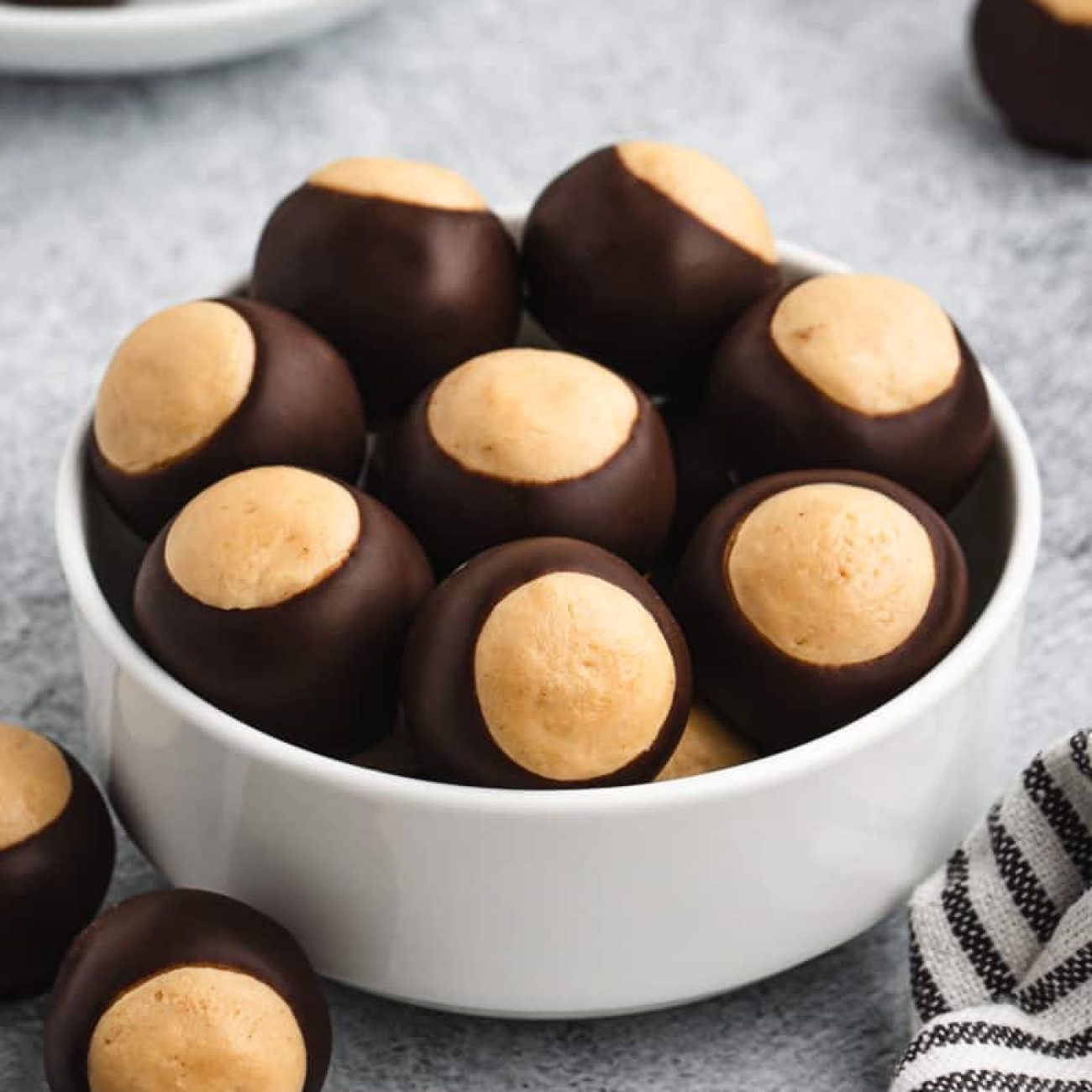 Chocolate & Peanut Butter Buckeyes