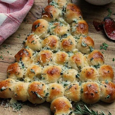 Christmas Tree Bread