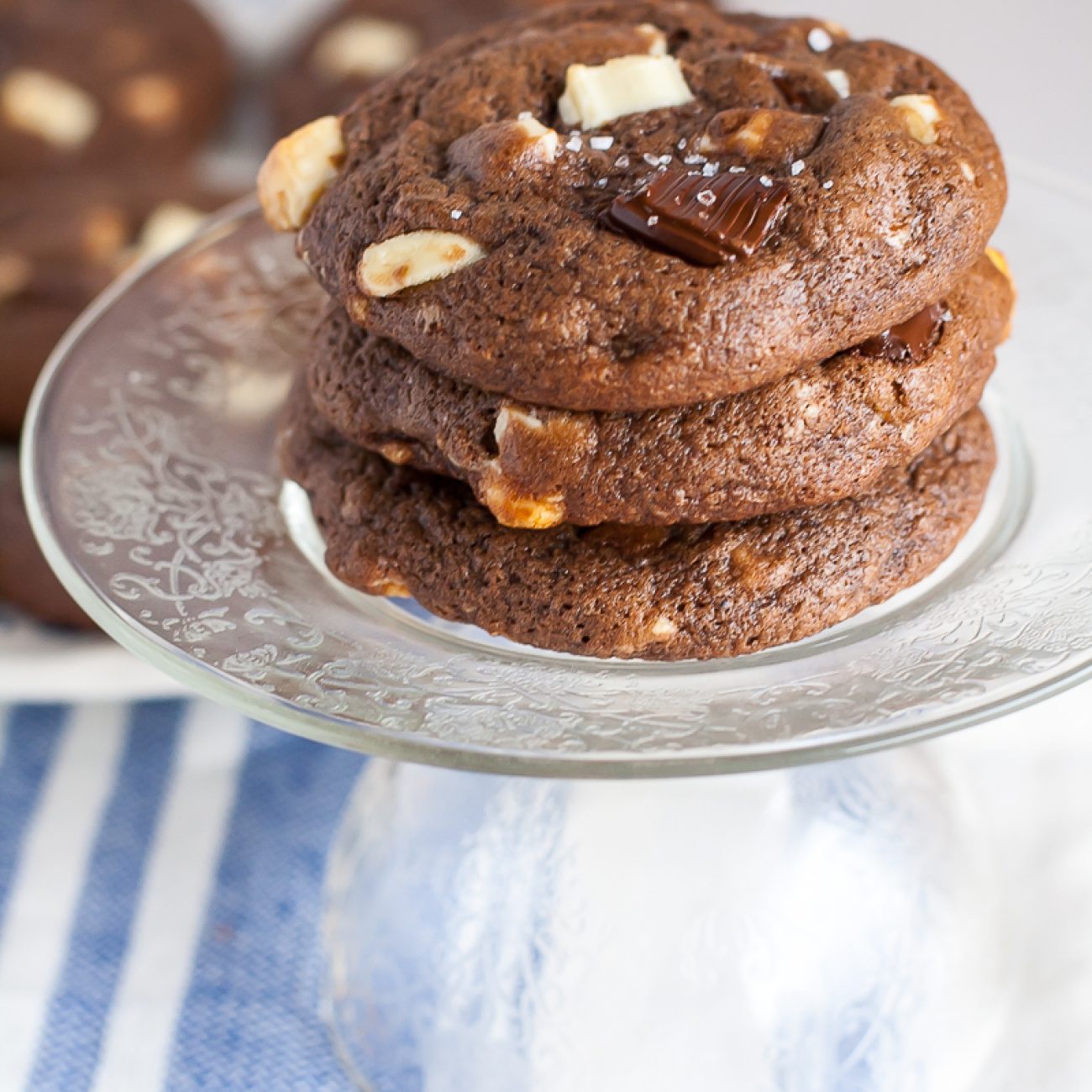 Chunky Chocolate Cookies