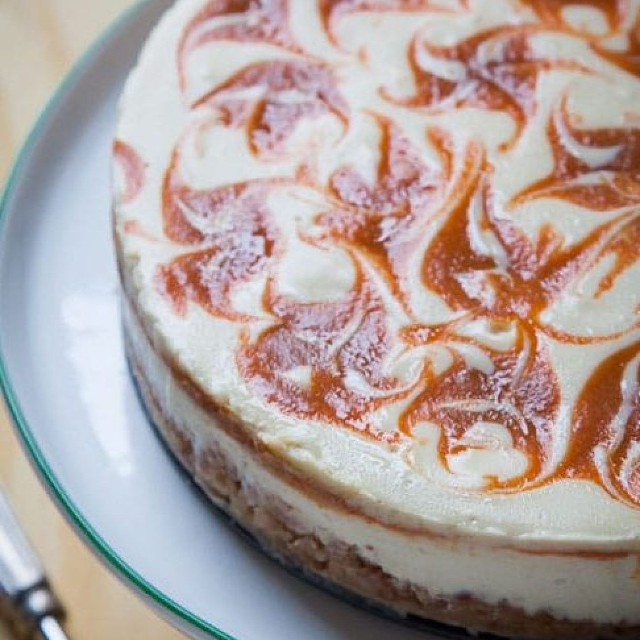 Cinnamon Spice Honey Cheesecake Recipe: A Sweet and Spicy Delight