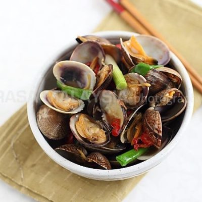 Clams In Oyster Sauce