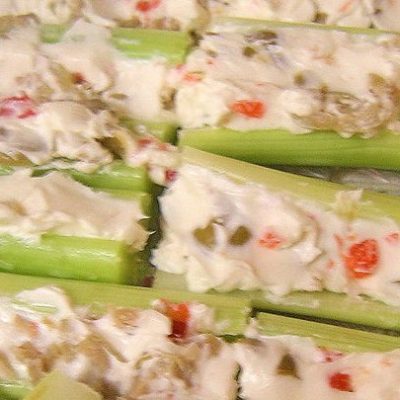 Cottage Cheese- Stuffed Celery