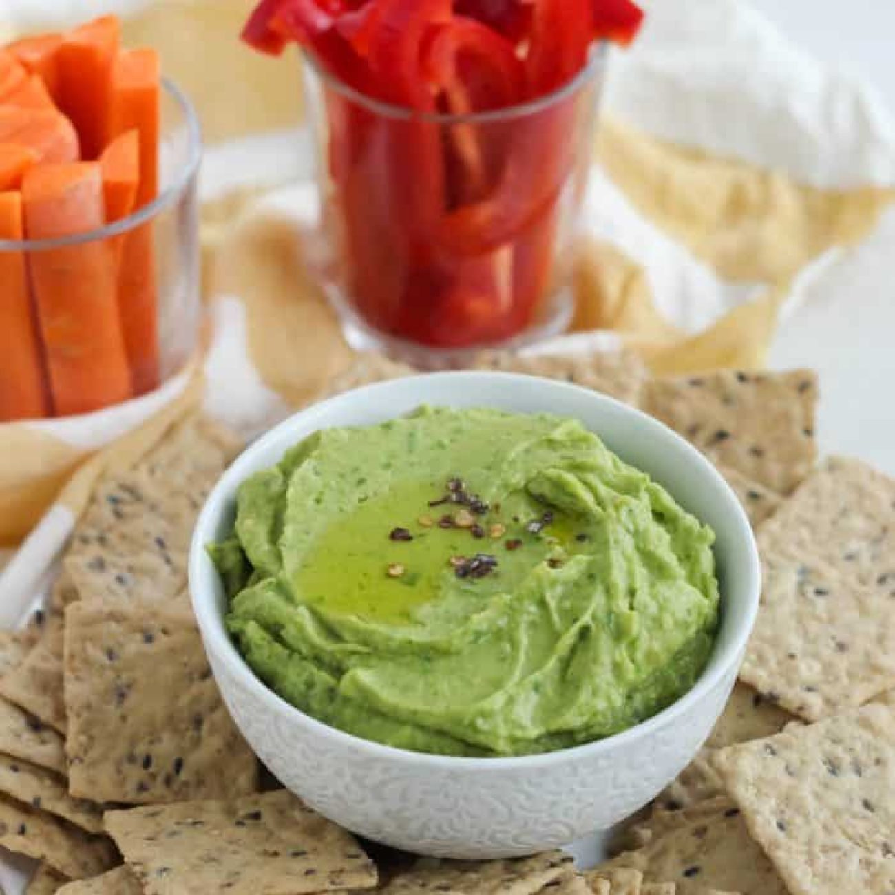 Creamy Avocado and Spinach Dip Recipe: A Healthy Snack Option