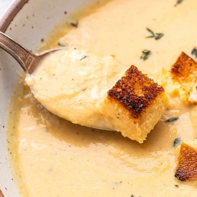 Creamy Cauliflower And Brie Soup