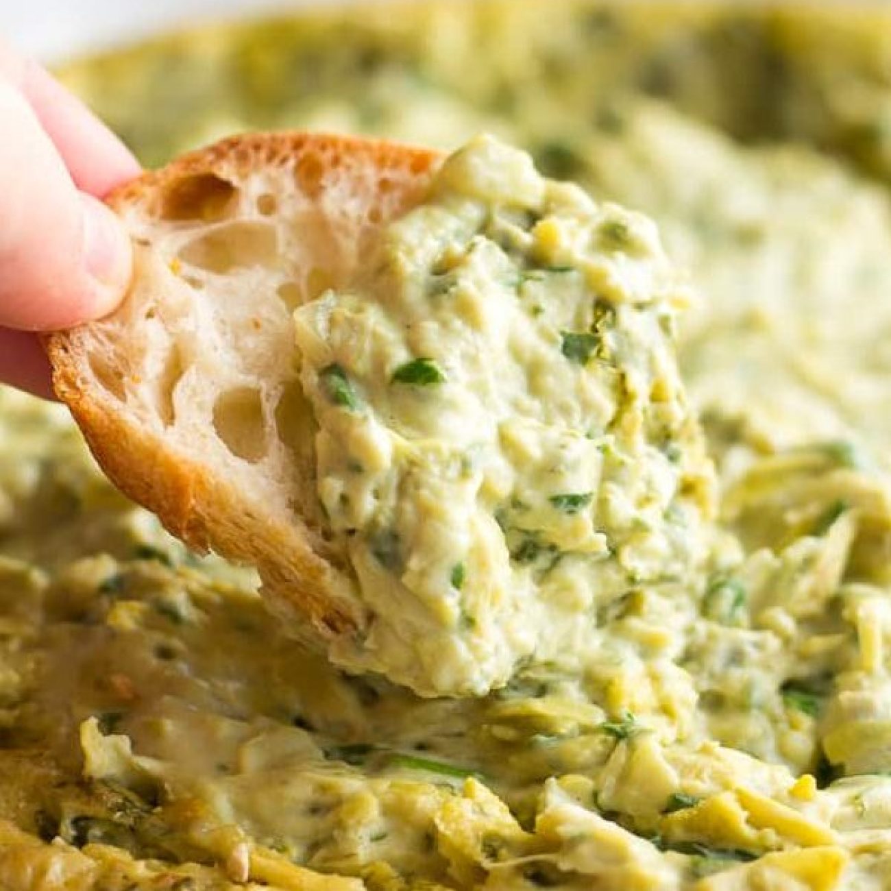 Creamy Spinach and Artichoke Dip Recipe: A Crowd-Pleasing Appetizer