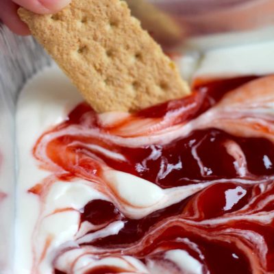 Creamy Strawberry Cheesecake Dip Recipe