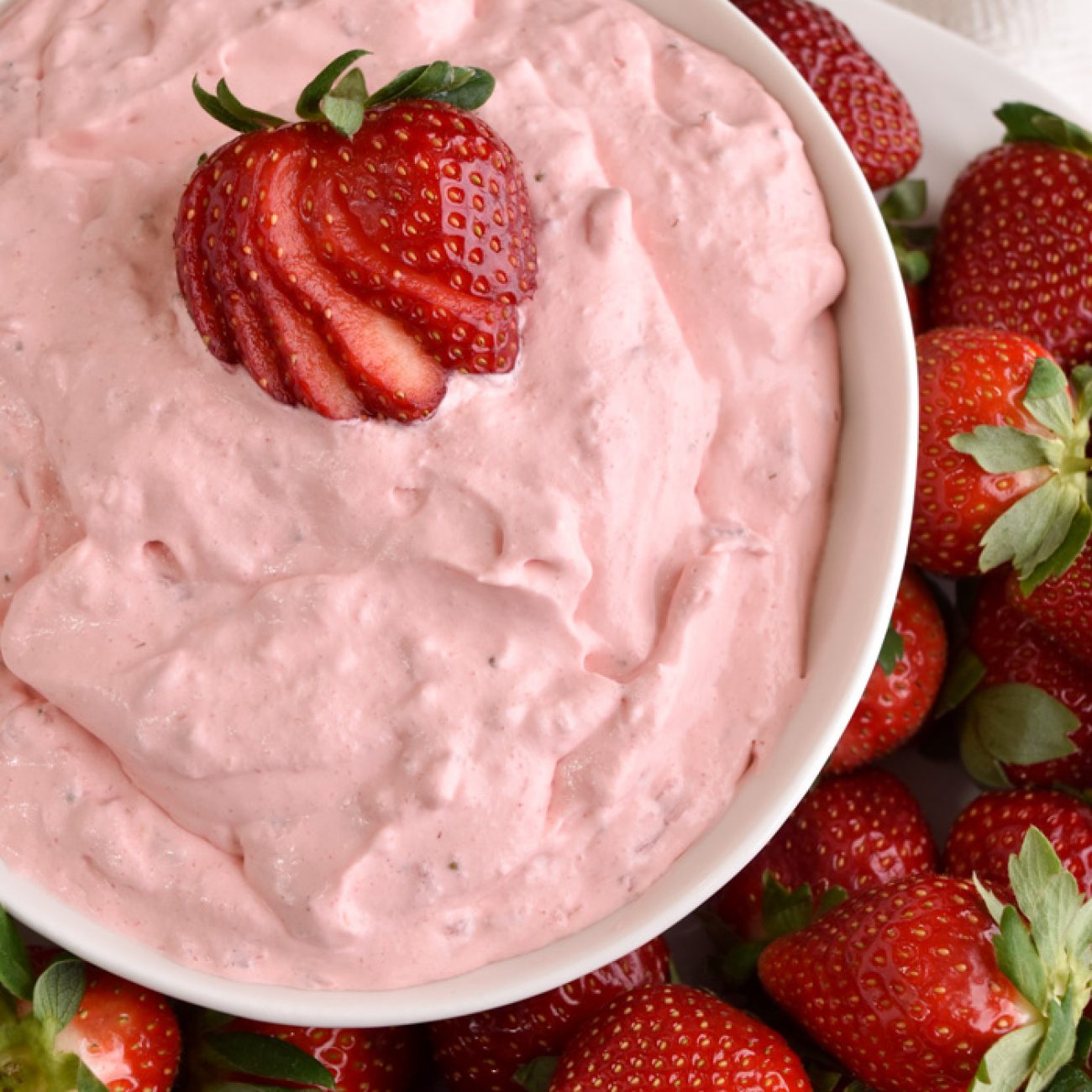 Creamy Strawberry Yogurt Dip Recipe