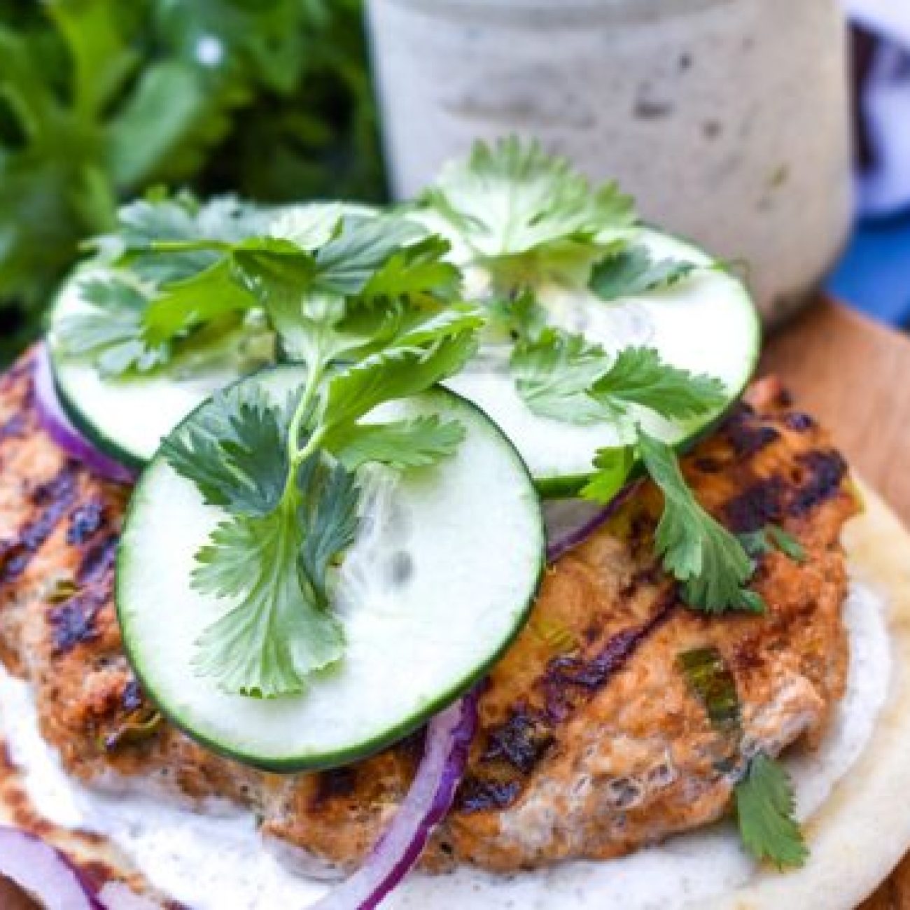 Creamy Tandoori Chicken Burgers: A Flavorful Twist on a Classic