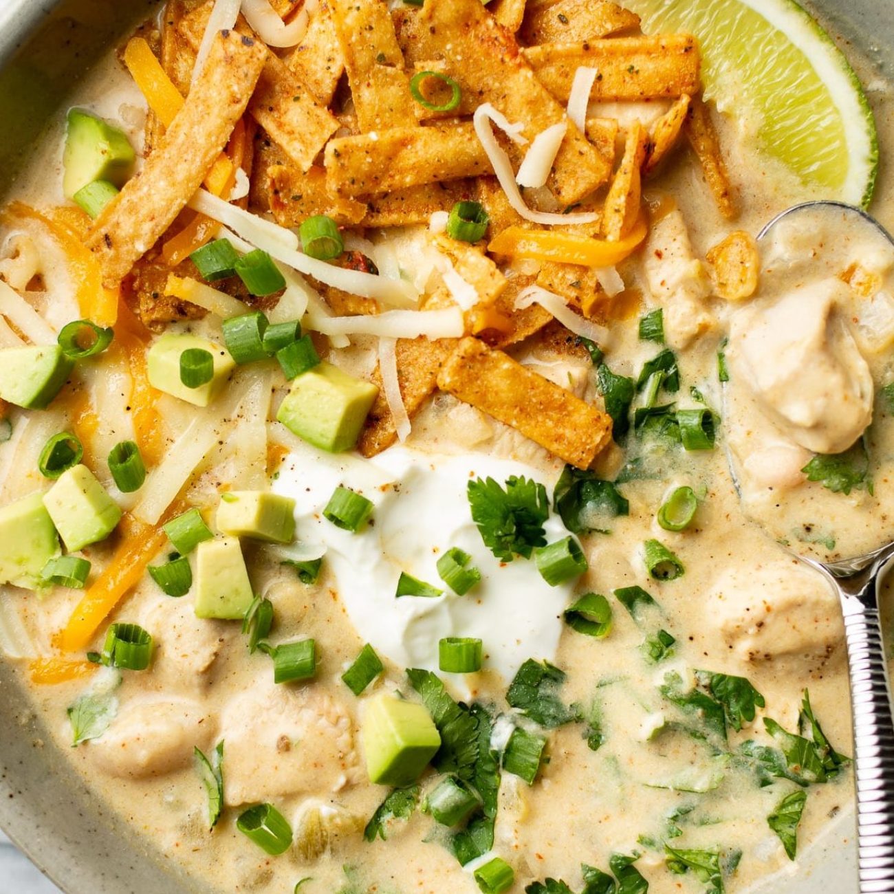 Creamy White Chicken Chili Recipe Perfect for Game Day