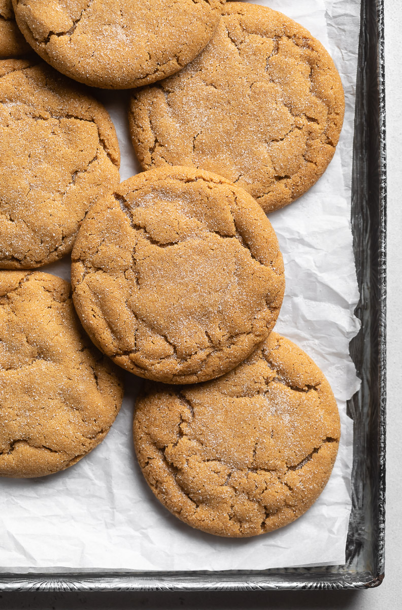 Crispy Cinnamon Sparkle Cookies