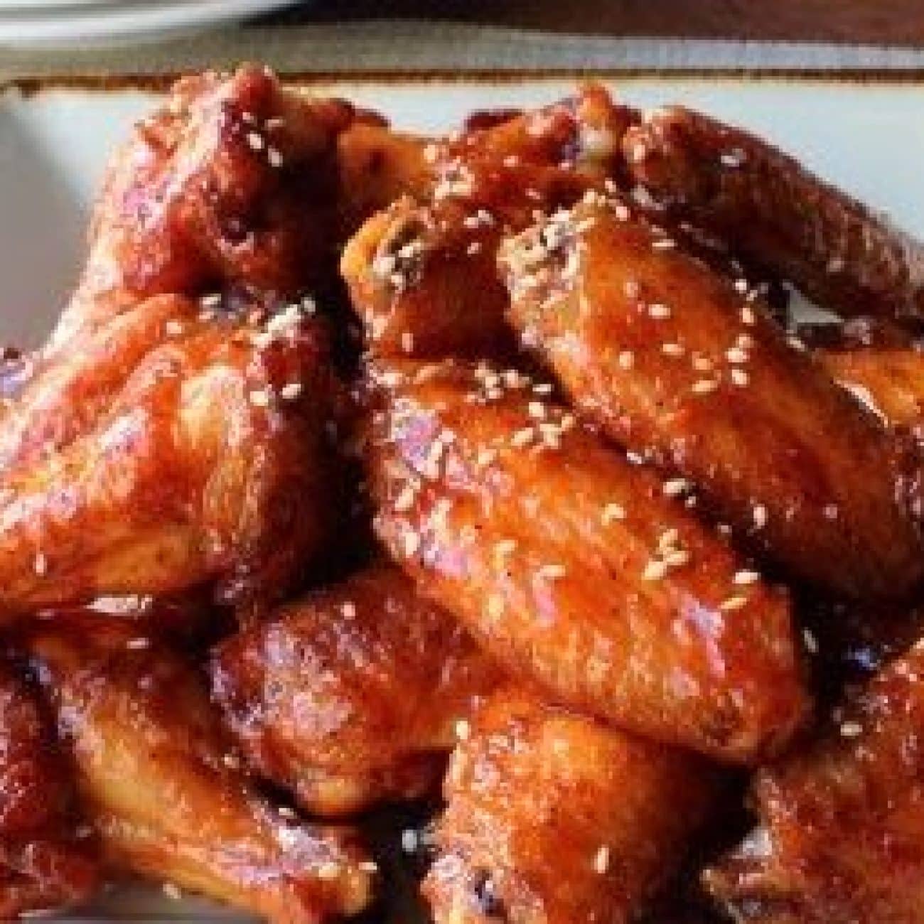 Crispy Honey-Glazed Chicken Wings with Homemade Sweet Dry Rub