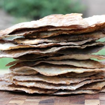 Crispy Scallop Flatbread &Amp; Chile Mayonnaise