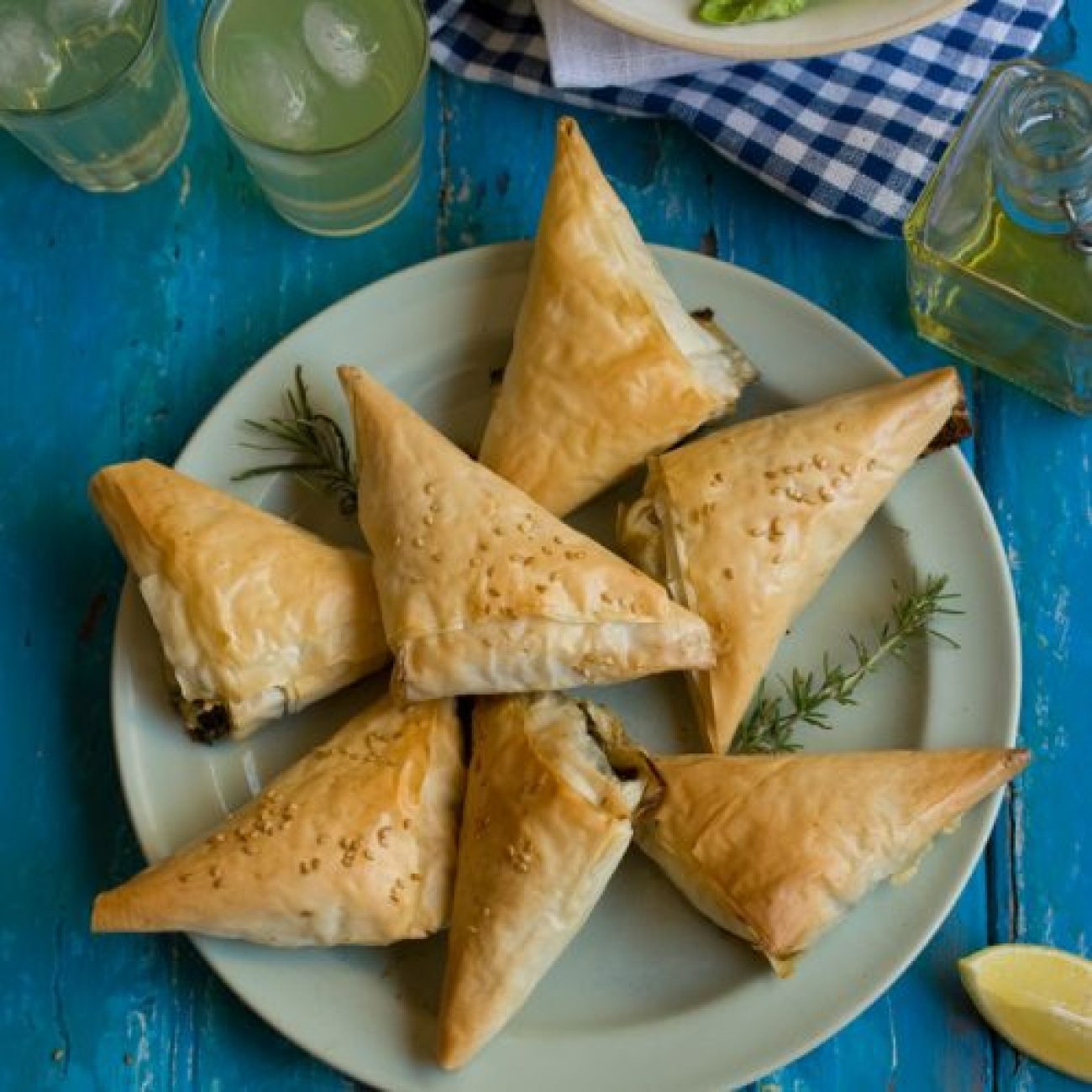 Crispy Spinach and Feta Phyllo Triangles