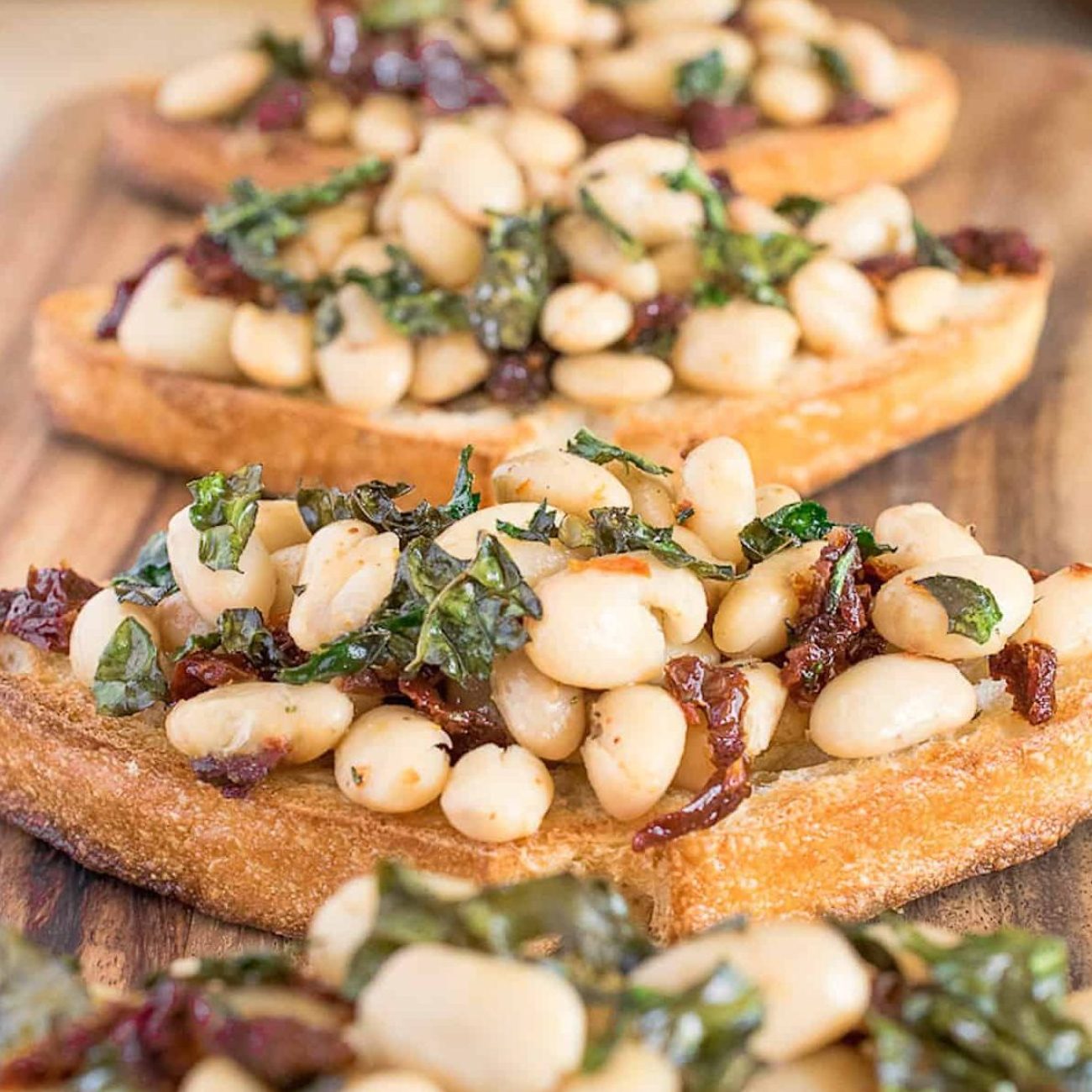 Crispy Sun-Dried Tomato Crostini Bites