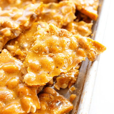 Crunchy Spanish Peanut Brittle Delight