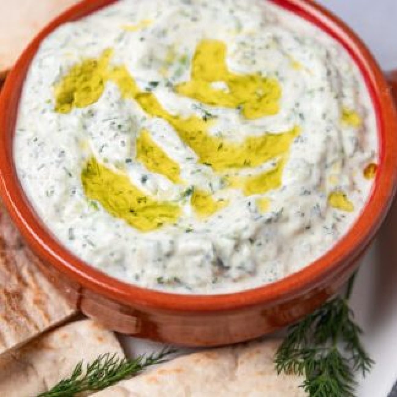 Cucumber Yogurt Chips With Pita Chips