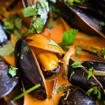 Curried Lemongrass Steamed Mussels Recipe