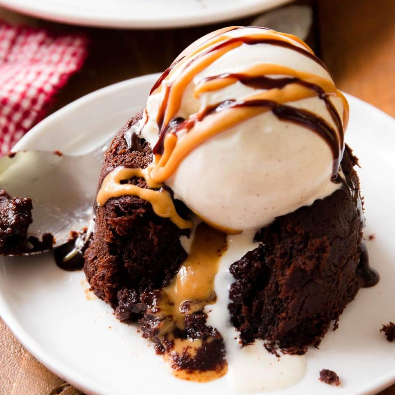 Decadent Make-Ahead Warm Chocolate Pudding Cakes