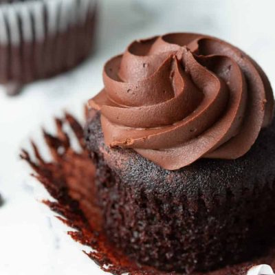 Decadent Vegan Chocolate Cupcakes: A Guilt-Free Indulgence