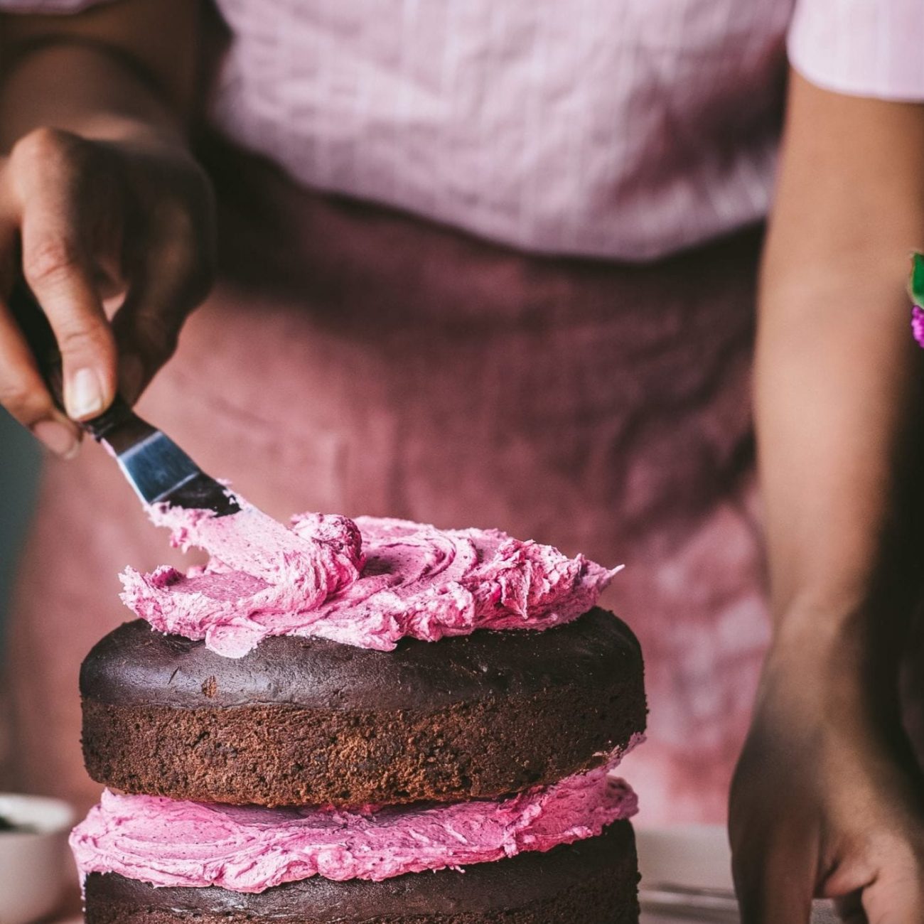 Decadent Vegan Chocolate Frosting Recipe – Dairy-Free Delight