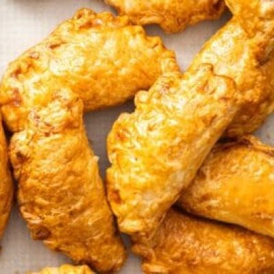 Delicious Cheesy Vegetable Pasties Recipe