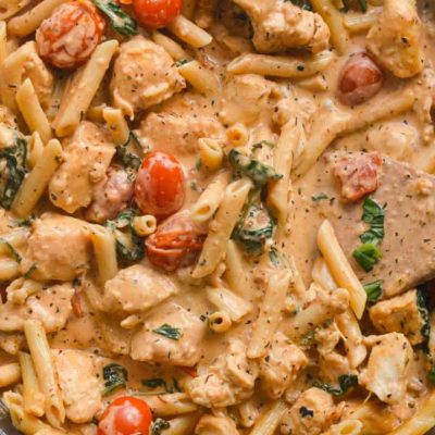 Delicious Chicken Spaghetti With Tomato And Spinach