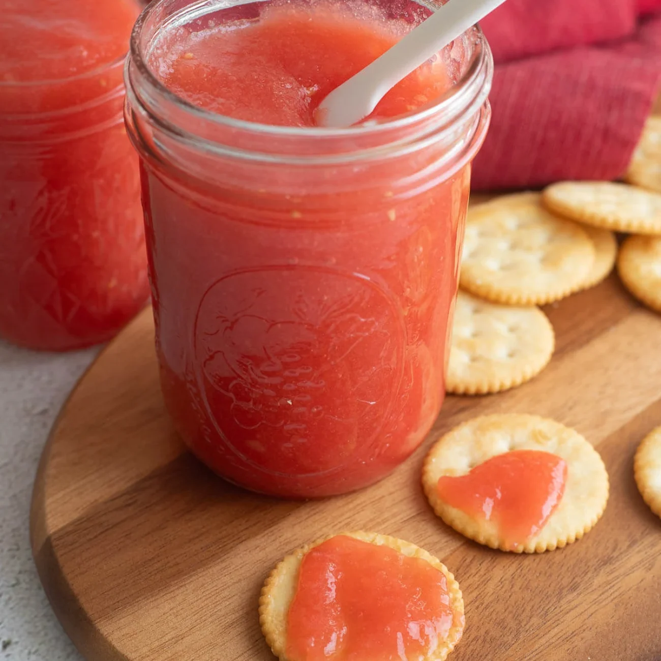 Delicious Homemade Guava Jelly with a Tangy Twist