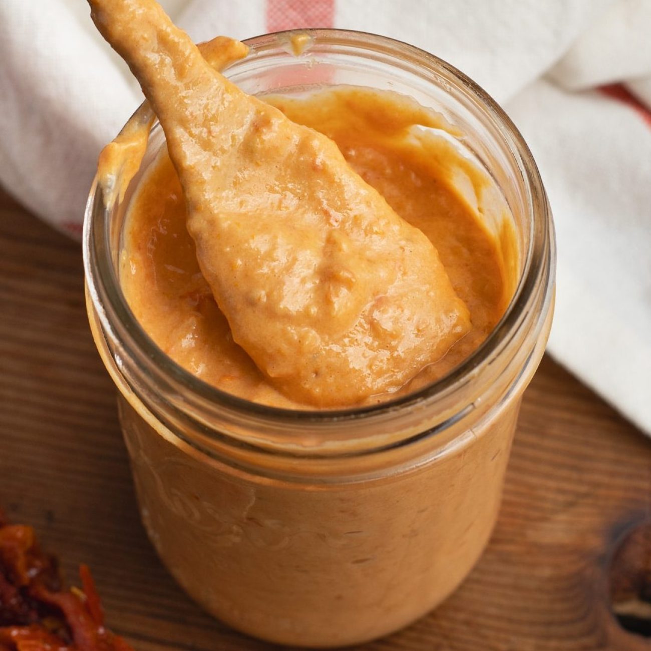 Delicious Sun-Dried Tomato Aioli Spread Recipe