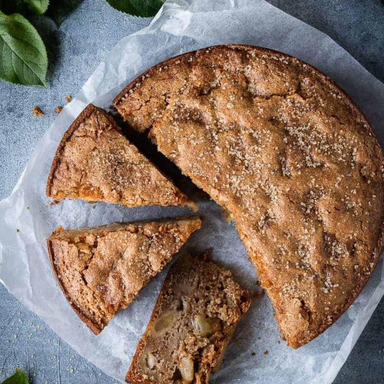 Delicious Vegan Apple Walnut Cake Recipe