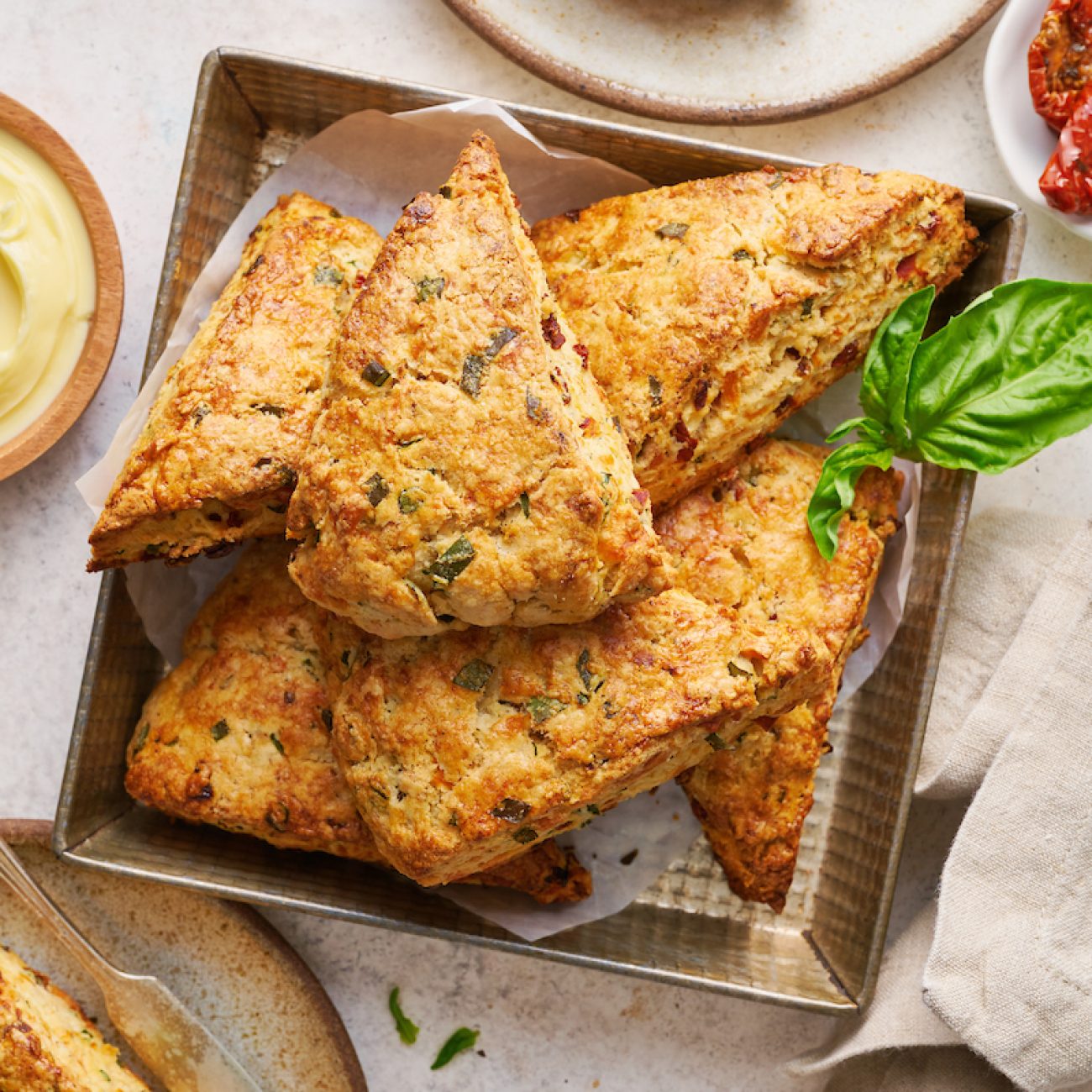 Delicious Vegan Tomato and Rosemary Scones Recipe