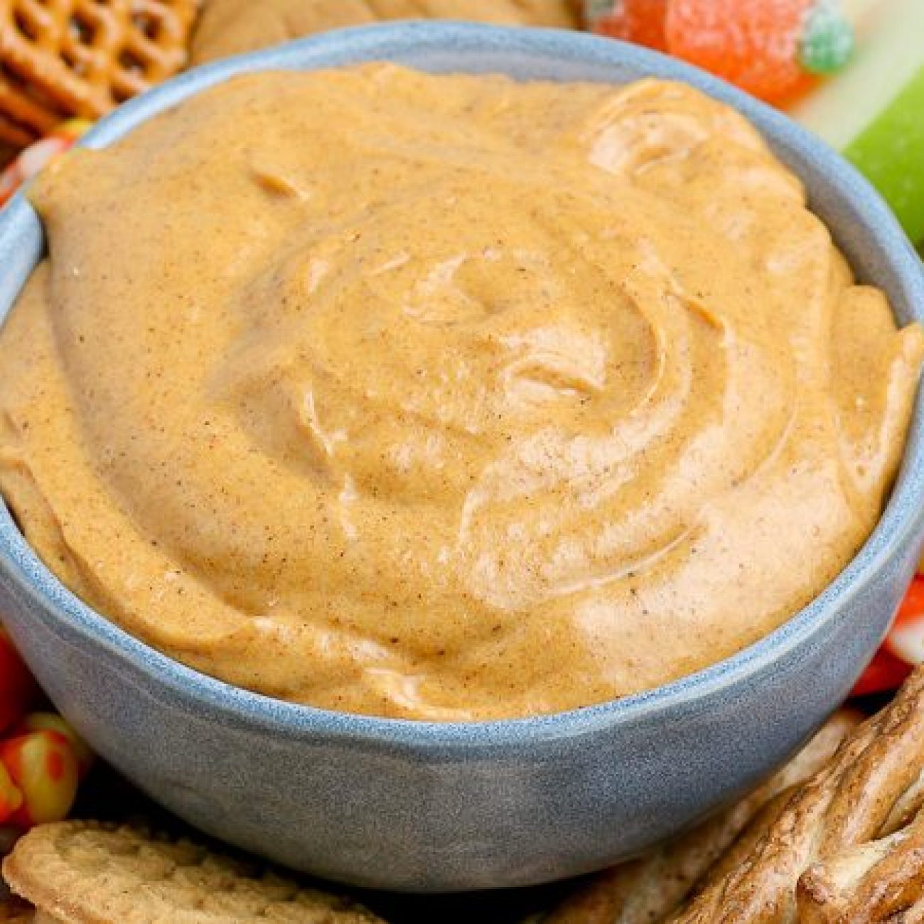 Deliciously Creamy Pumpkin Dessert Dip