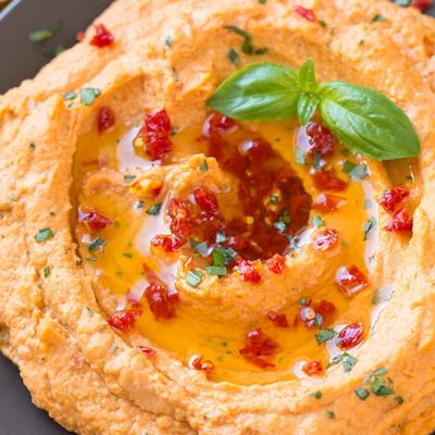 Dried Tomato Hummus With Pita Crackers