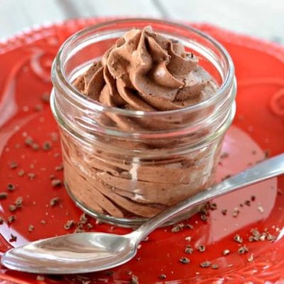 Easy And Decadent Chocolate Mousse Recipe