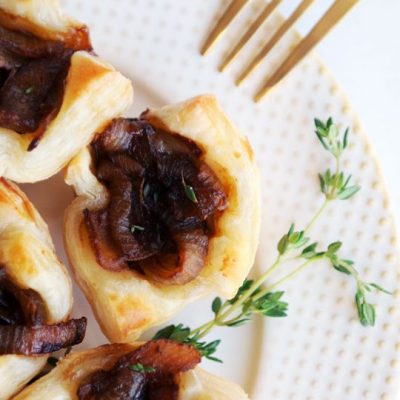 Easy And Delicious Onion Puffs