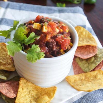 Easy And Zesty Southwestern-Style Salsa Dip Recipe