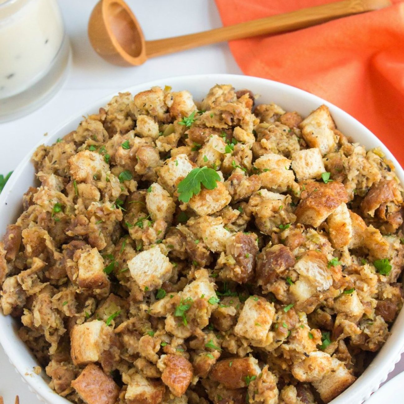 Easy Crock Pot Stuffing Dressing