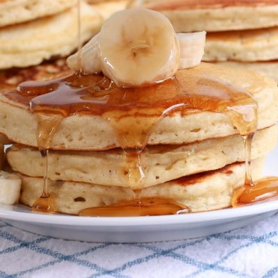 Easy Fluffy Banana Vanilla Pancakes Recipe