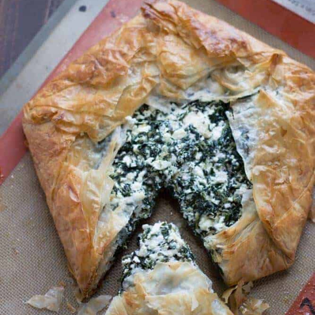 Easy Traditional Greek Spinach Pie Recipe – Homemade Spanakopita