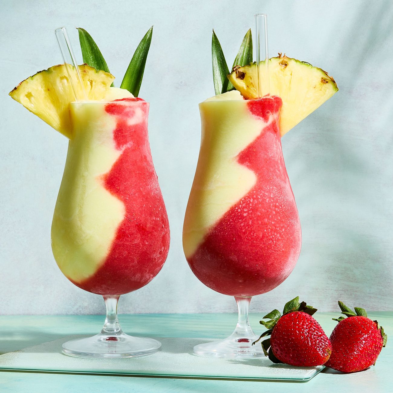 Effervescent Berry Bliss Beverage: A Refreshing Recipe