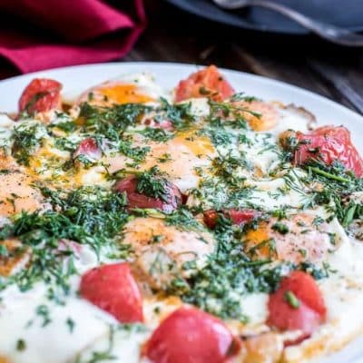 Egg-Stuffed Tomatoes: A Deliciously Wholesome Breakfast Recipe